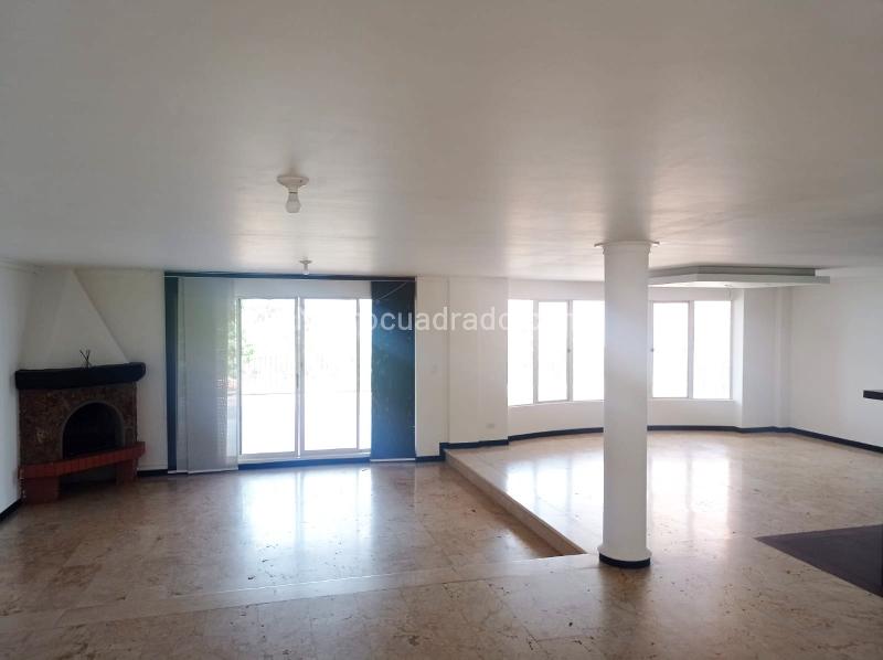 Spacious 5BR House in Quiet El Poblado Neighborhood - 3