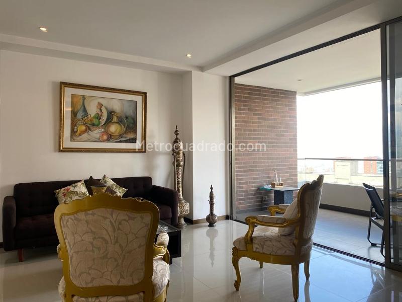 Furnished 3BR Apartment with Pool in El Poblado - 5