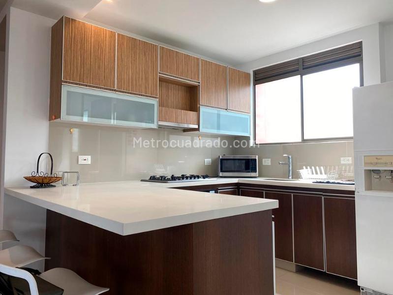 Furnished 3BR Apartment with Pool in El Poblado - 7