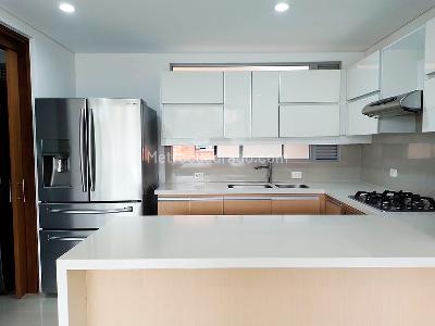 Apartamento de 3 alcobas en venta en El Poblado, Medellín, 128 m² · foto 5 de 19