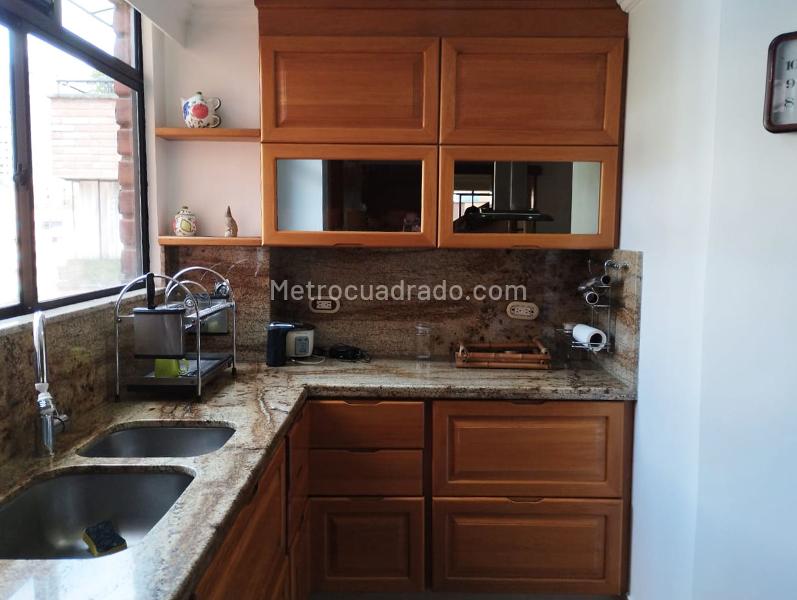 Furnished 4BR Apartment in El Poblado - 5