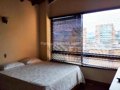 Apartamento de 4 alcobas en venta en El Poblado, Medellín, 254 m² · foto 13 de 16