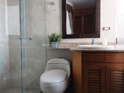 Apartamento de 4 alcobas en venta en El Poblado, Medellín, 254 m² · foto 16 de 16