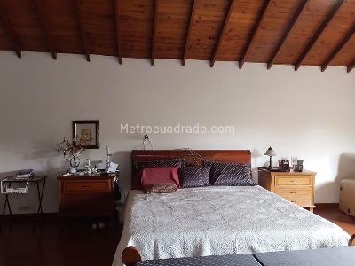 Casa de 4 alcobas en venta en El Poblado, Medellín, 281 m² · foto 11 de 19