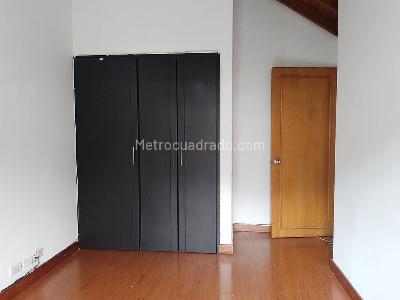 Casa de 4 alcobas en venta en El Poblado, Medellín, 281 m² · foto 15 de 19