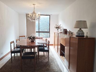 Casa de 4 alcobas en venta en El Poblado, Medellín, 281 m² · foto 4 de 19