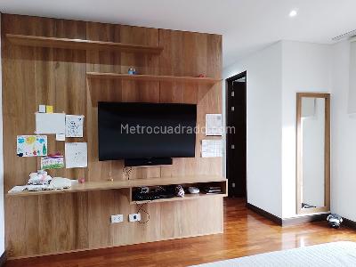 Apartamento de 3 alcobas en venta en El Poblado, Medellín, 250 m² · foto 10 de 18