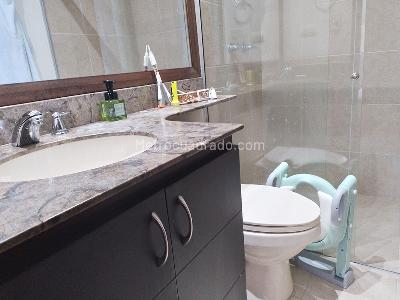 Apartamento de 3 alcobas en venta en El Poblado, Medellín, 250 m² · foto 14 de 18