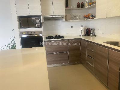 Apartamento de 3 alcobas en venta en Santa María De Los Ángeles, Medellín, 147 m² · foto 8 de 16