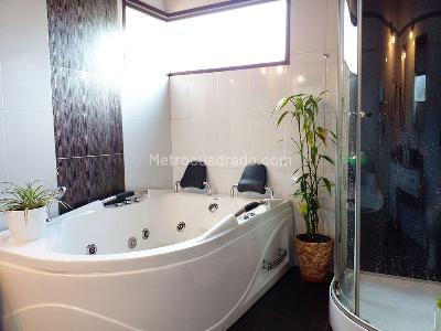 Casa de 3 alcobas en venta en Envigado, Envigado, 350 m² · foto 16 de 20