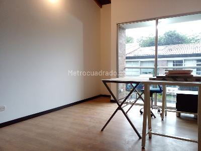 Casa de 4 alcobas en venta en Envigado, Envigado, 260 m² · foto 8 de 19