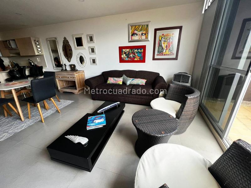 Furnished 1BR Studio with Pool in El Poblado - 2