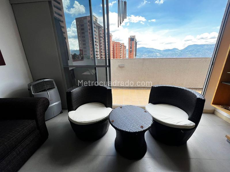 Furnished 1BR Studio with Pool in El Poblado - 3
