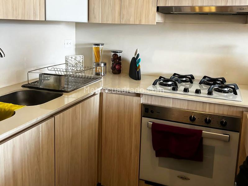 Furnished 1BR Studio with Pool in El Poblado - 8