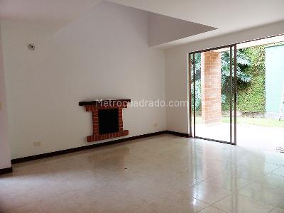 Casa de 3 alcobas en arriendo en Envigado, Envigado, 210 m² · foto 4 de 20