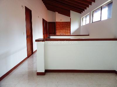 Casa de 3 alcobas en arriendo en Envigado, Envigado, 210 m² · foto 10 de 20