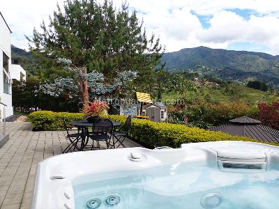 Casa de 4 alcobas en venta en Envigado, Envigado, 574 m² · foto 19 de 20