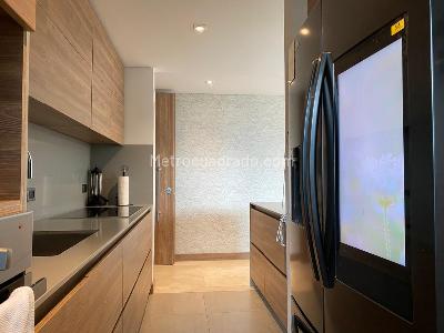 Apartamento de 3 alcobas en venta en El Poblado, Medellín, 125 m² · foto 10 de 20