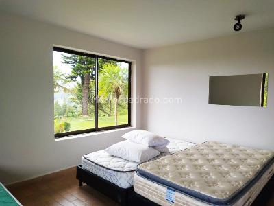 Casa de 5 alcobas en venta en Santa Elena, Medellín, 531 m² · foto 10 de 20