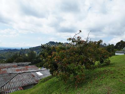 Casa de 5 alcobas en venta en Santa Elena, Medellín, 531 m² · foto 17 de 20