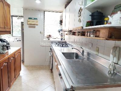 Apartamento de 4 alcobas en venta en El Poblado, Medellín, 243 m² · foto 6 de 20