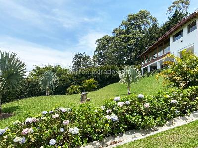 Casa de 4 alcobas en venta en Rionegro, Rionegro, 472 m² · foto 19 de 19