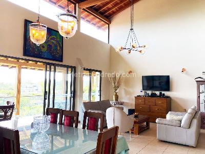Casa de 4 alcobas en venta en Rionegro, Rionegro, 472 m² · foto 2 de 19