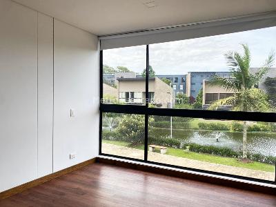 Casa de 3 alcobas en venta en Rionegro, Rionegro, 300 m² · foto 11 de 15
