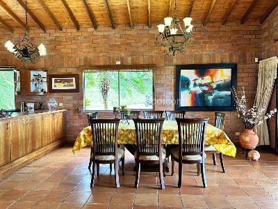 Casa de 4 alcobas en venta en Rionegro, Rionegro, 286 m² · foto 5 de 20