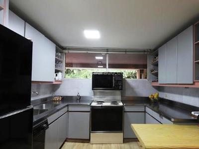 Casa de 3 alcobas en venta en El Poblado, Medellín, 289 m² · foto 7 de 19