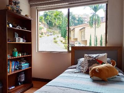 Casa de 3 alcobas en venta en Envigado, Envigado, 200 m² · foto 5 de 15