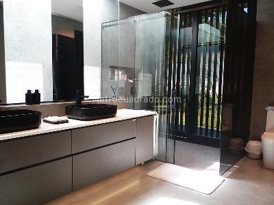Casa de 3 alcobas en venta en El Poblado, Medellín, 521 m² · foto 17 de 20