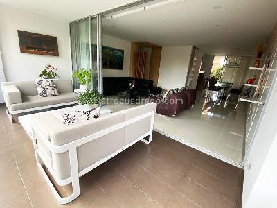 Apartamento de 3 alcobas en venta en El Poblado, Medellín, 187 m² · foto 12 de 14