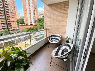 Apartamento de 3 alcobas en venta en El Poblado, Medellín, 187 m² · foto 13 de 14