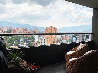 Apartamento de 3 alcobas en venta en Lalinde, Medellín, 138 m² · foto 20 de 20