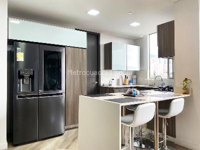 Apartamento de 3 alcobas en venta en Lalinde, Medellín, 138 m² · foto 6 de 20