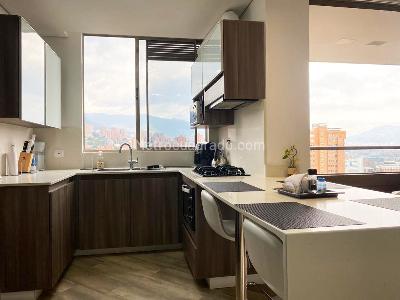 Apartamento de 3 alcobas en venta en Lalinde, Medellín, 138 m² · foto 7 de 20