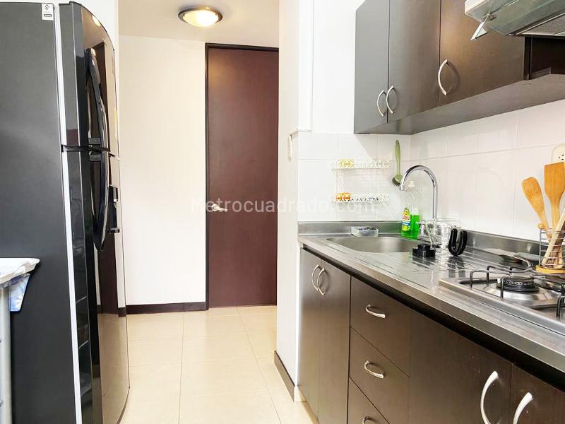 Apartamento Amoblado de 2 Alcobas en El Poblado, Asomadera - 7