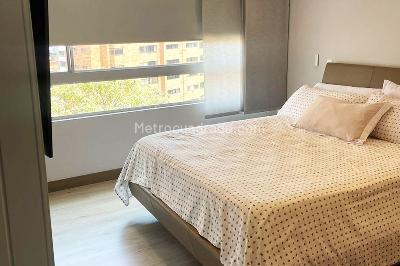 Apartamento de 3 alcobas en venta en Lalinde, Medellín, 128 m² · foto 13 de 20