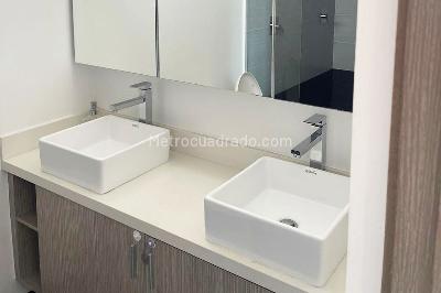 Apartamento de 3 alcobas en venta en Lalinde, Medellín, 128 m² · foto 19 de 20