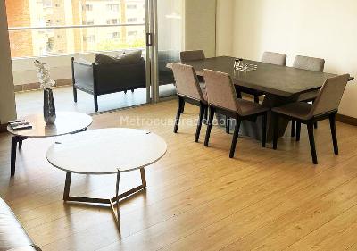 Apartamento de 3 alcobas en venta en Lalinde, Medellín, 128 m² · foto 2 de 20