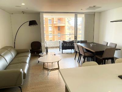 Apartamento de 3 alcobas en venta en Lalinde, Medellín, 128 m² · foto 4 de 20