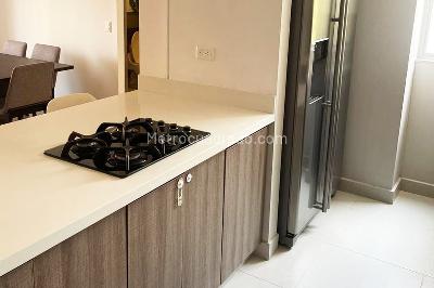 Apartamento de 3 alcobas en venta en Lalinde, Medellín, 128 m² · foto 9 de 20
