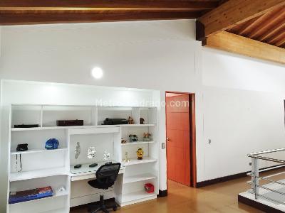Casa de 4 alcobas en venta en Sabaneta, Sabaneta, 450 m² · foto 12 de 20