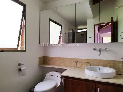 Casa de 4 alcobas en venta en Sabaneta, Sabaneta, 450 m² · foto 16 de 20