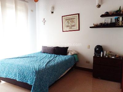 Casa de 4 alcobas en venta en Envigado, Envigado, 311 m² · foto 15 de 20
