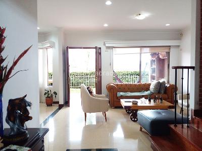 Casa de 4 alcobas en venta en Envigado, Envigado, 311 m² · foto 4 de 20