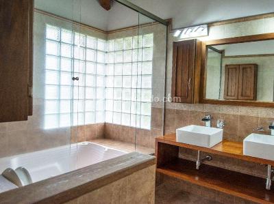 Casa de 5 alcobas en venta en Rionegro, Rionegro, 500 m² · foto 11 de 16
