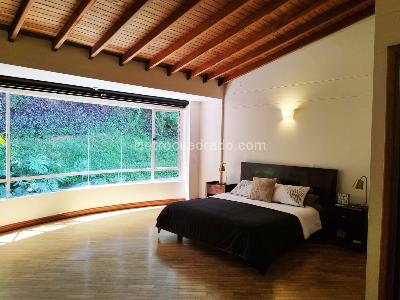 Casa de 3 alcobas en venta en El Poblado, Medellín, 280 m² · foto 11 de 20