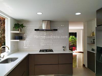 Casa de 3 alcobas en venta en El Poblado, Medellín, 280 m² · foto 6 de 20